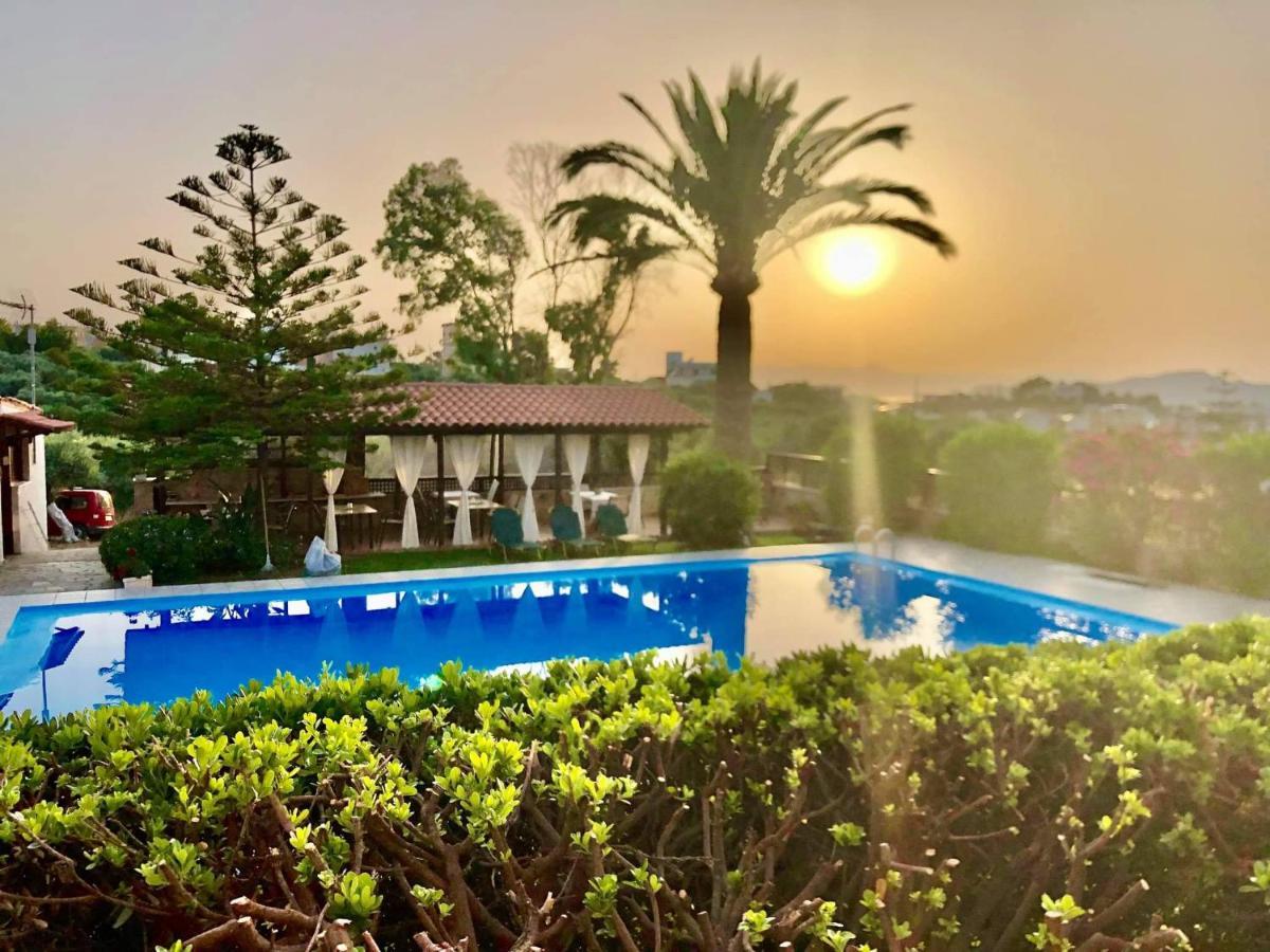 קאטו דרטסו Argo Apartments מראה חיצוני תמונה