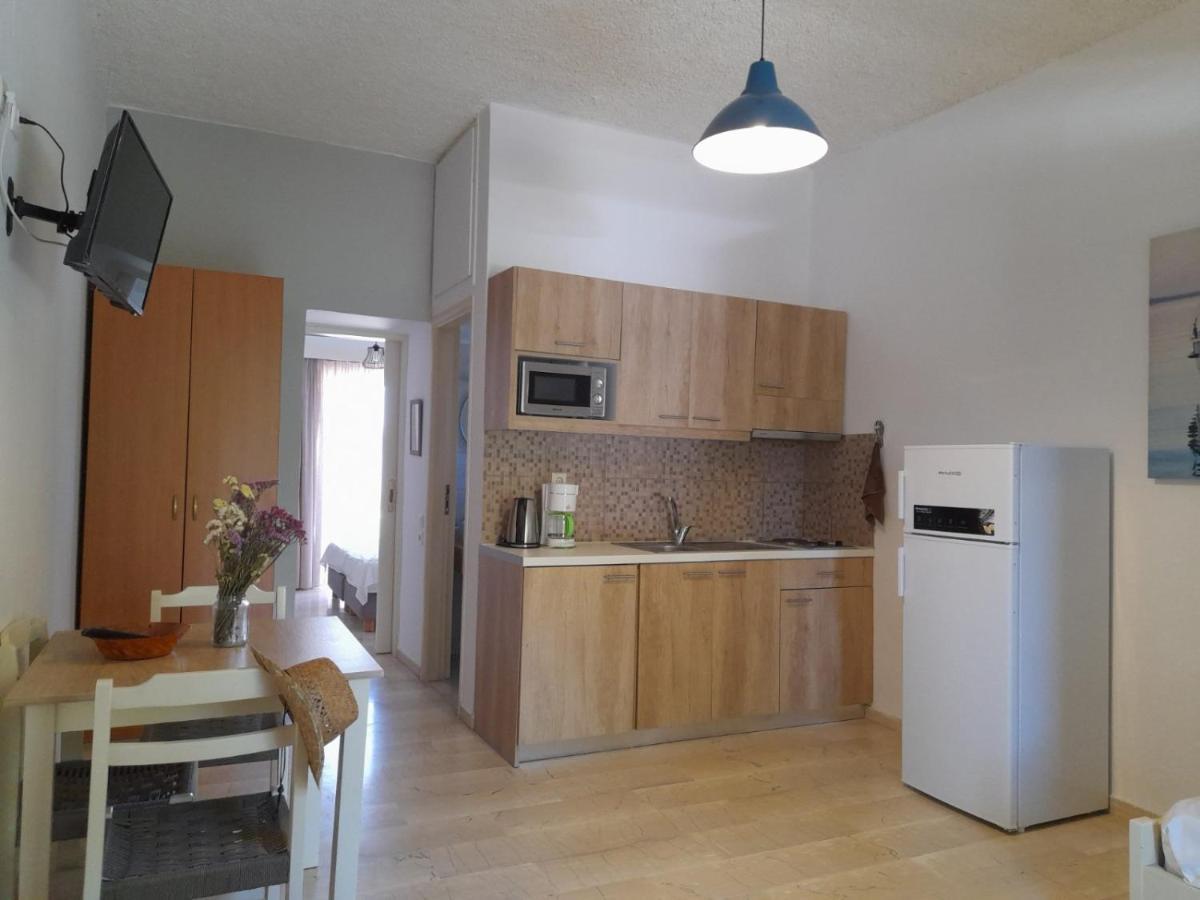 קאטו דרטסו Argo Apartments מראה חיצוני תמונה
