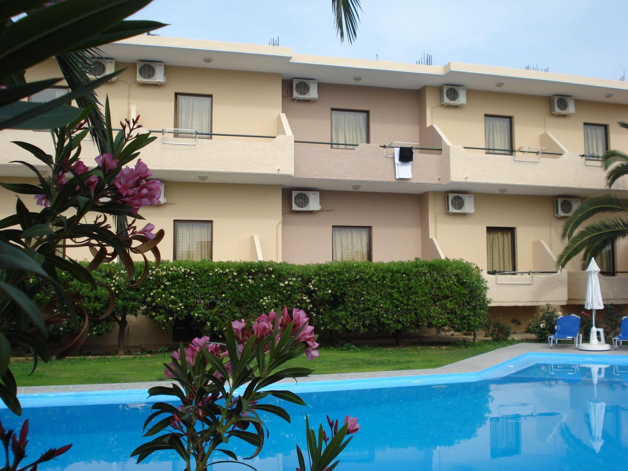 קאטו דרטסו Argo Apartments מראה חיצוני תמונה